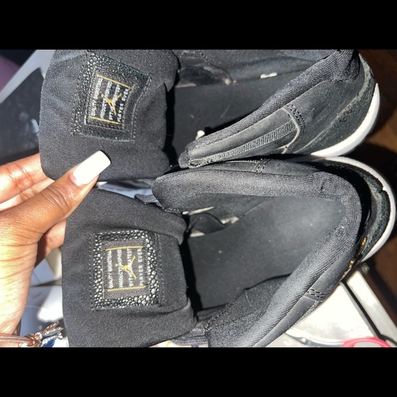 Jordan 11 Heiress - Picture 5 of 6